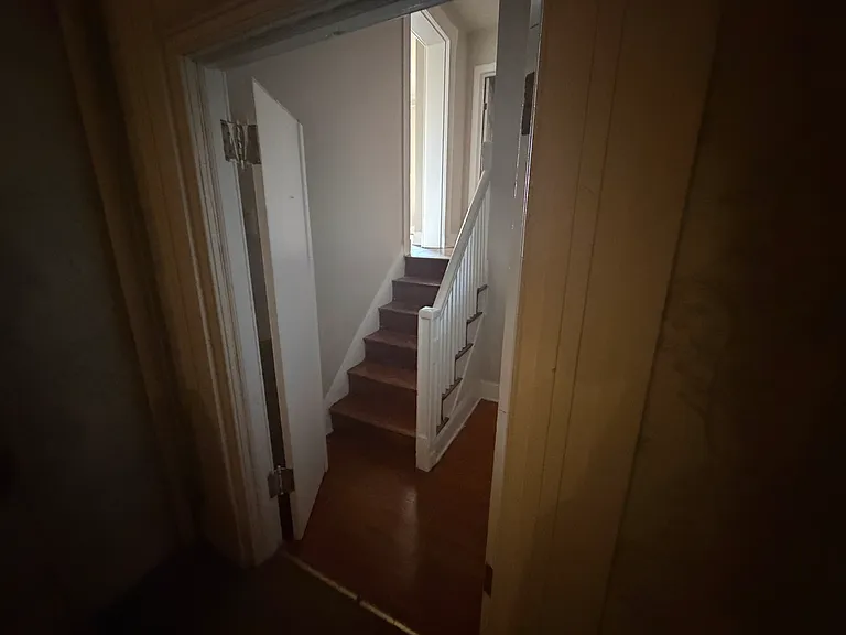 719 Washington Pl #3 — Photo 9