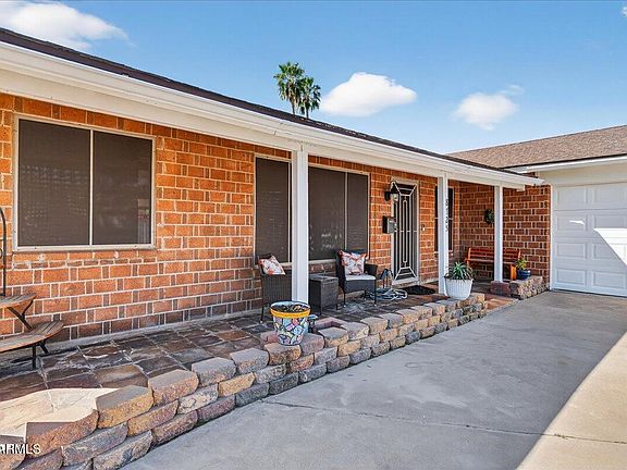 3rd image of 8725 E JACKRABBIT Road