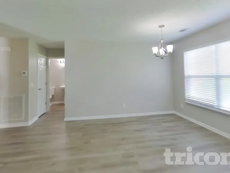 125 Ivy Hill Ln — Photo 4