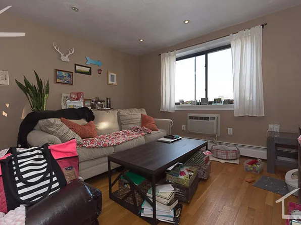 47 Gardner St, Boston, MA