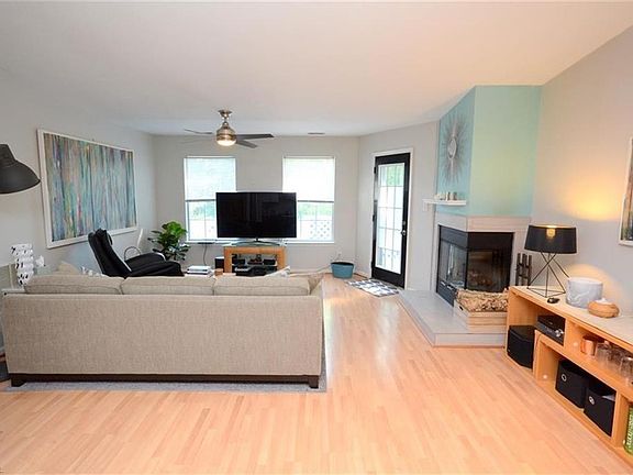Light Laminate, perfect for that open feel!
