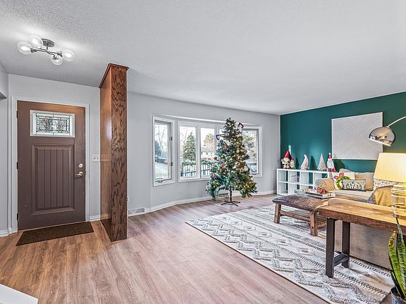 4th image of 1106 Lacota Cir