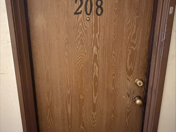 4857 College Ave #208