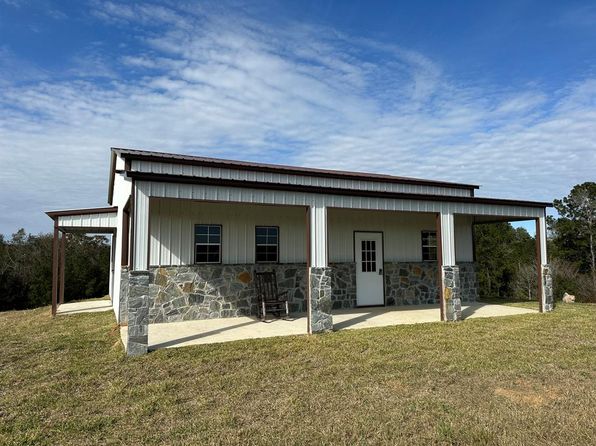 186 Hunters Creek Dr, Hillister, TX 77624
