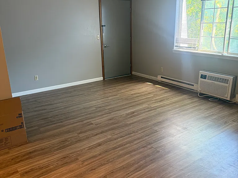 201 N Chicago Ave #9 — Photo 9