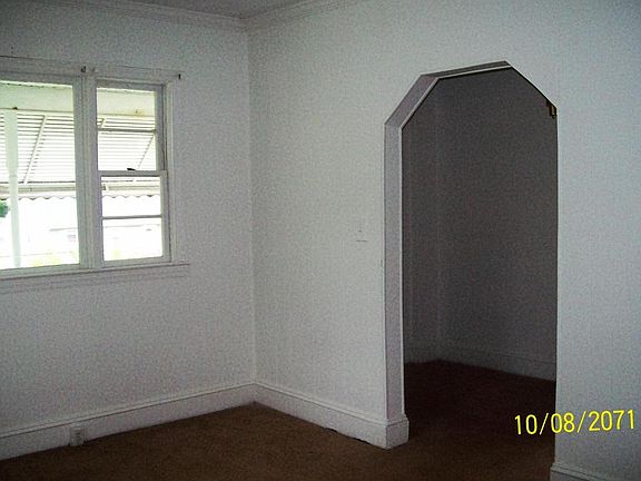4th image of 1401 Gilmer Ave NW