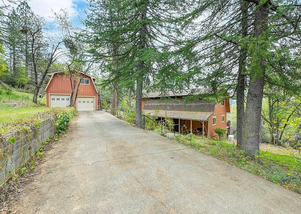 1st image of 5501 Hollow Ln