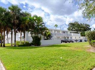 1605 NE 126th St #502, Miami, FL 33181