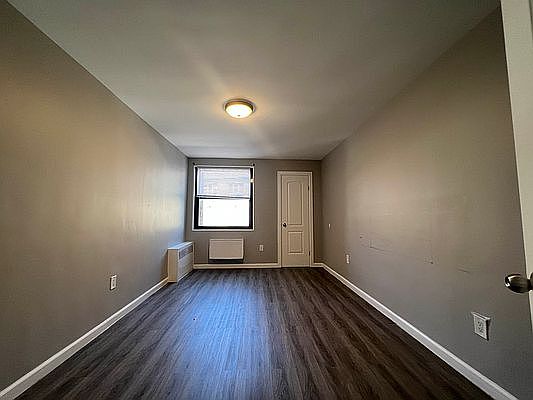 2nd image of 215 E 164th St APT 4N