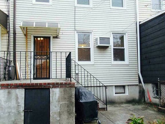 5th image of 64-52 Admiral Ave #2FAM