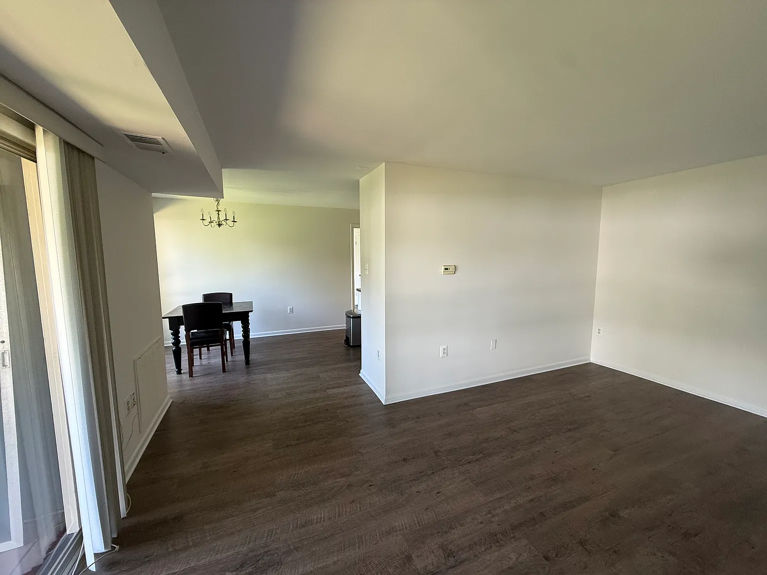 1 bed, 692 sqft, $1,525 — Photo 2