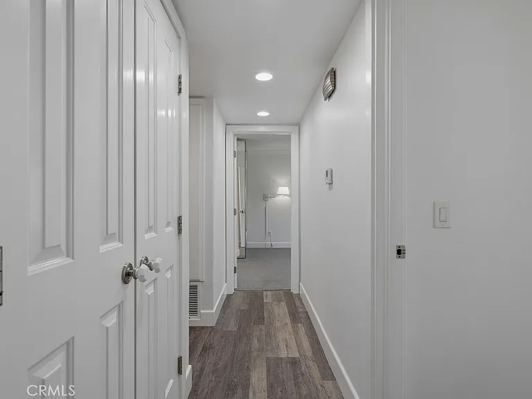 23411 Cambridge Rd — Photo 15