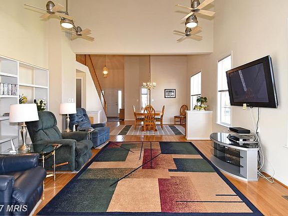 5th image of 6043 Gallant Fox Ct