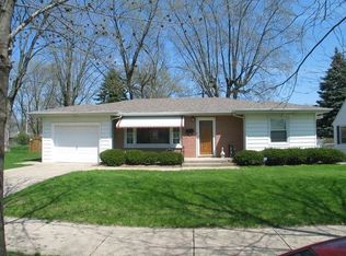 128 Dwight Ave, Joliet, IL 60436