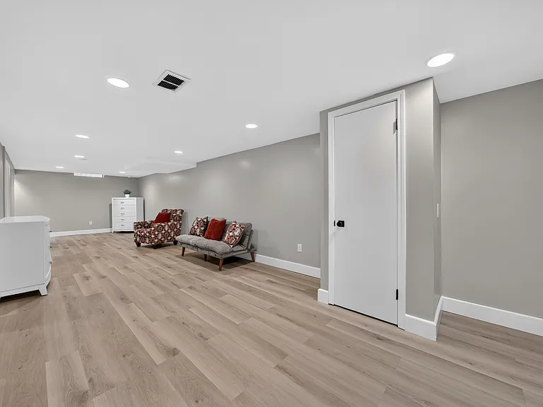 30726 Avondale St — Photo 26