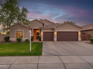 916 S Ash St, Gilbert, AZ 85233