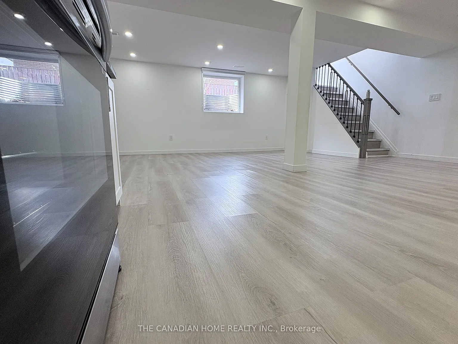 2 bed, $1,900 — Photo 4