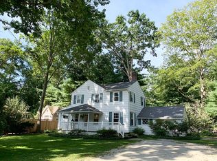 34 E Wharf Rd, Madison, CT 06443