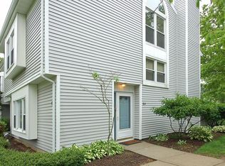 64 La Rue Ln, East Brunswick, NJ 08816