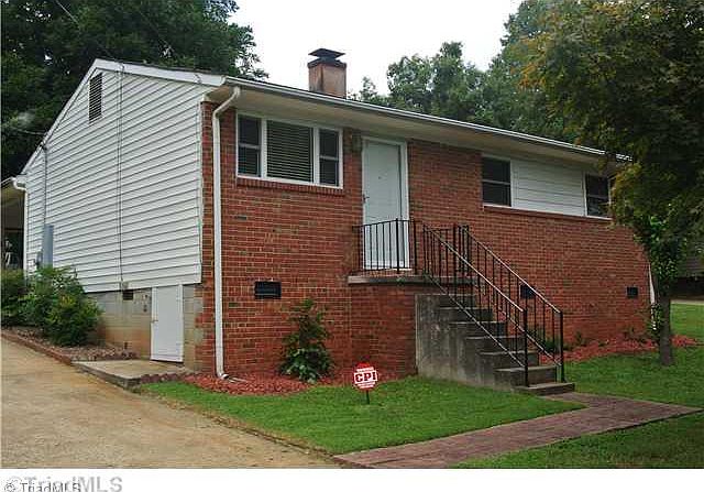1st image of 3309 Donnell St