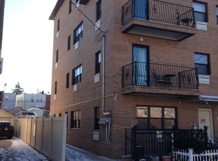 7116 66th Dr APT 4, Middle Village, NY 11379