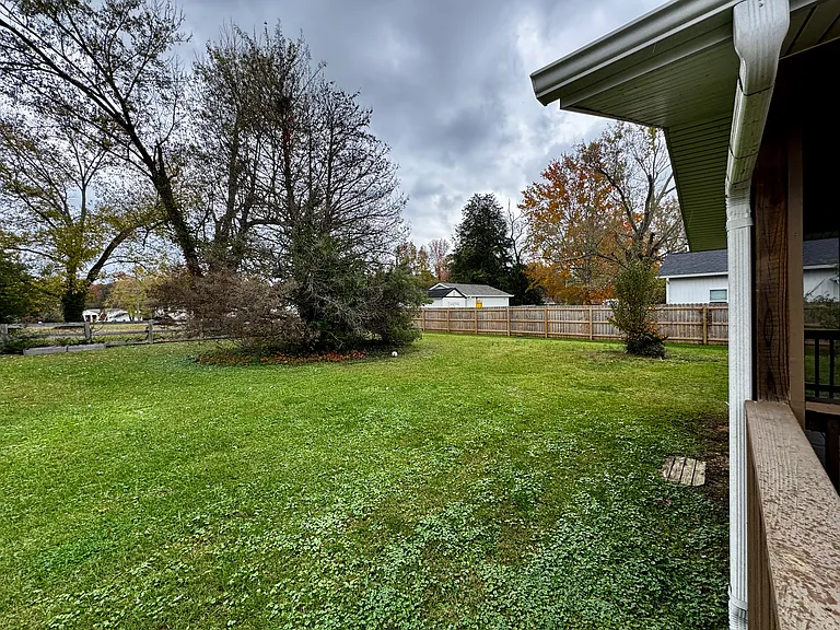 824 Noragate Rd — Photo 31