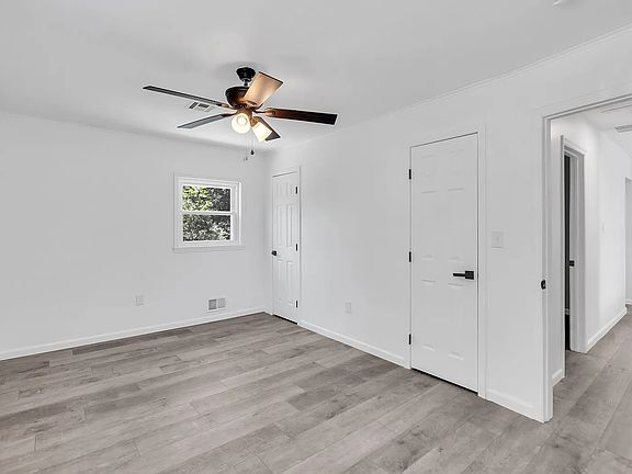 4th image of 2144 Dover Pines Ave