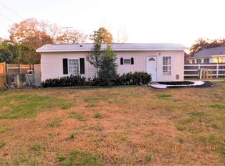 1203 Honeysuckle St #B, Cayce, SC 29033