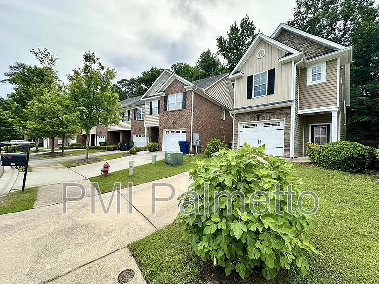 121 Park Ridge Way — Photo 3