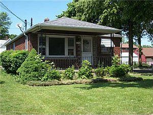 2nd image of 2792 Orleans Ave