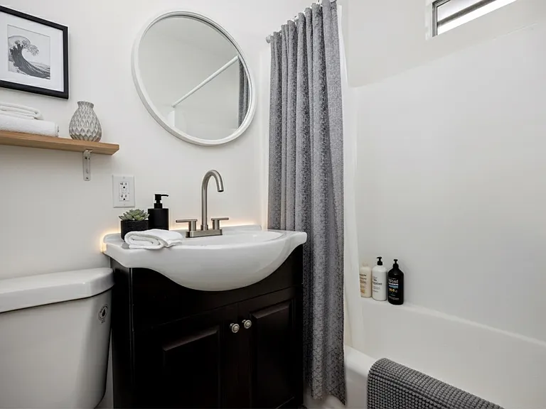 3620 S Budlong Ave #4 — Photo 18
