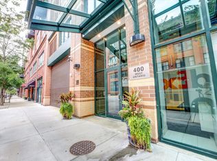 400 W Ontario St APT 606, Chicago, IL 60654