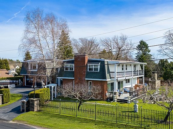 4th image of 6 Middlefield Pl