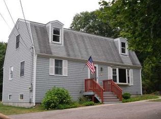 9 Tarpon Ln, Charlestown, RI 02813