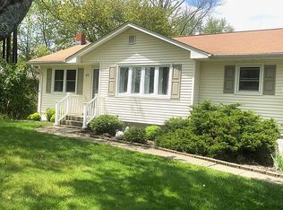 11 Pennsylvania Ave, Middletown, NY 10940