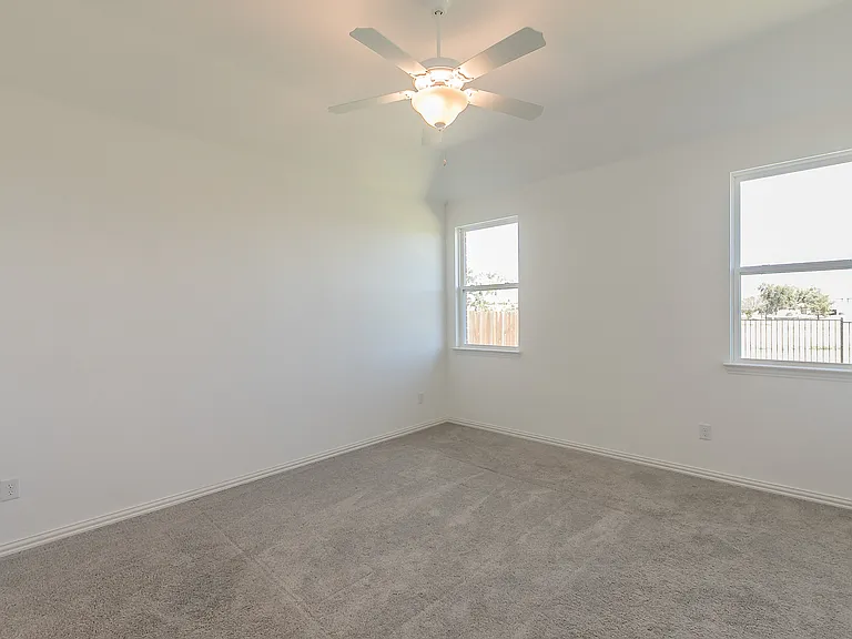 1504 Escondido Dr — Photo 31
