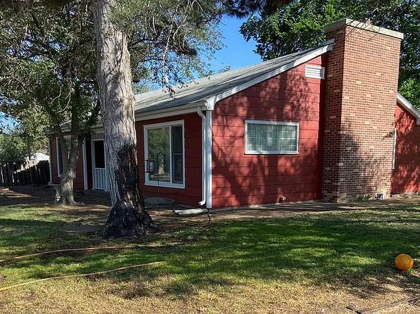 402 Pony St, Garden City, KS 67846