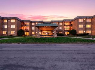 3200 Virginia Ave S APT 106, Saint Louis Park, MN 55426