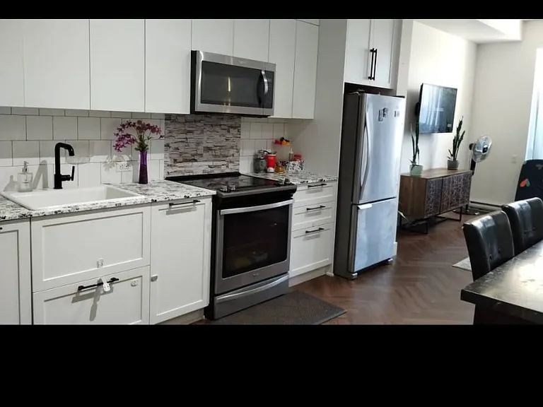 17568 57a Ave — Photo 11
