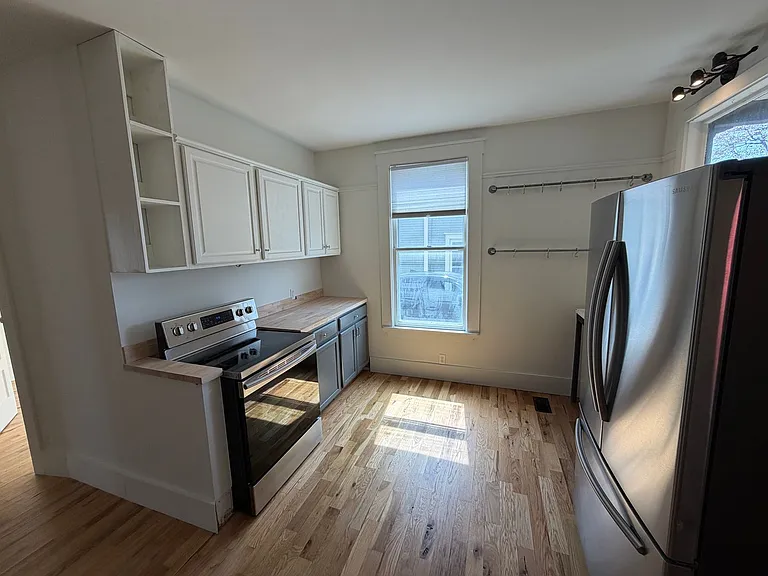135-137 North Avenue — Photo 13