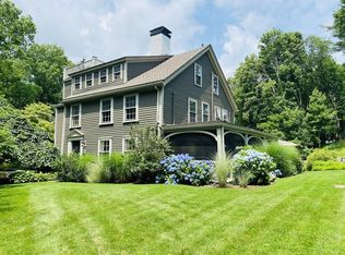 81 Beacon St, Marblehead, MA 01945