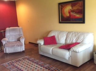 2255 SW Westport Sq, Topeka, KS 66614