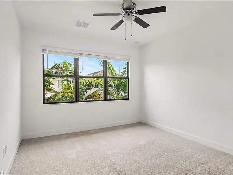 12762 Woodbury Dr — Photo 19