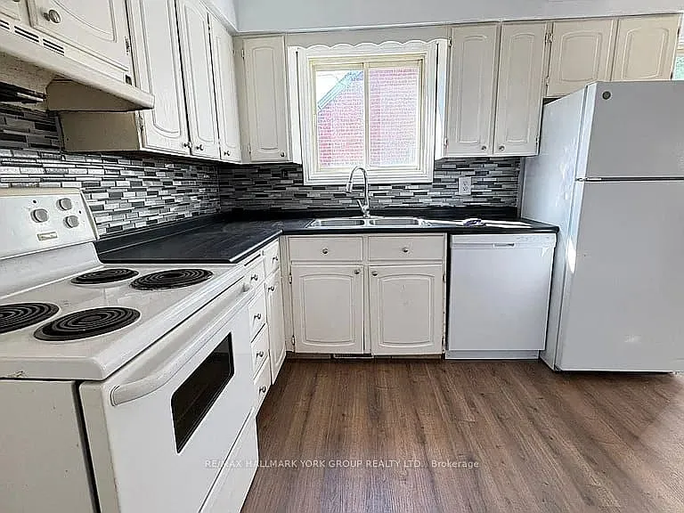 1308 Tilston Dr — Photo 6