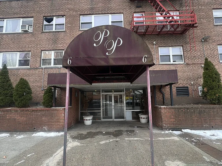 8 Pomona Ave #1 — Photo 6