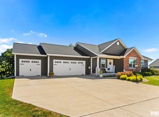 100 S Presley St, Chillicothe, IL 61523