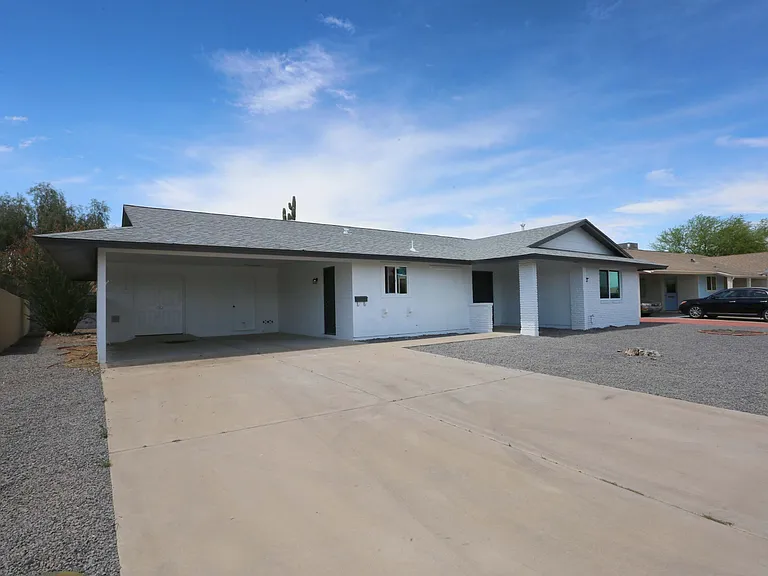 10631 W Salem Dr — Photo 28
