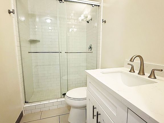 5th image of 8111 Camino Del Oro APT K