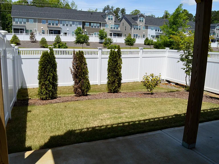 1180 Brown Velvet Ln — Photo 8