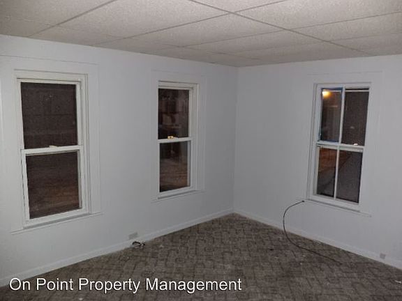 3rd image of 210 1/2 W Green St